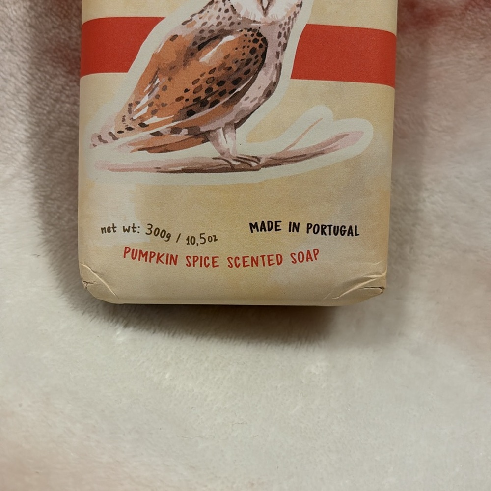 Castelbel Porto Owl Pumpkin Spice Scented Hand Soap Large 10.5oz Bar NWT - Picture 4 of 16